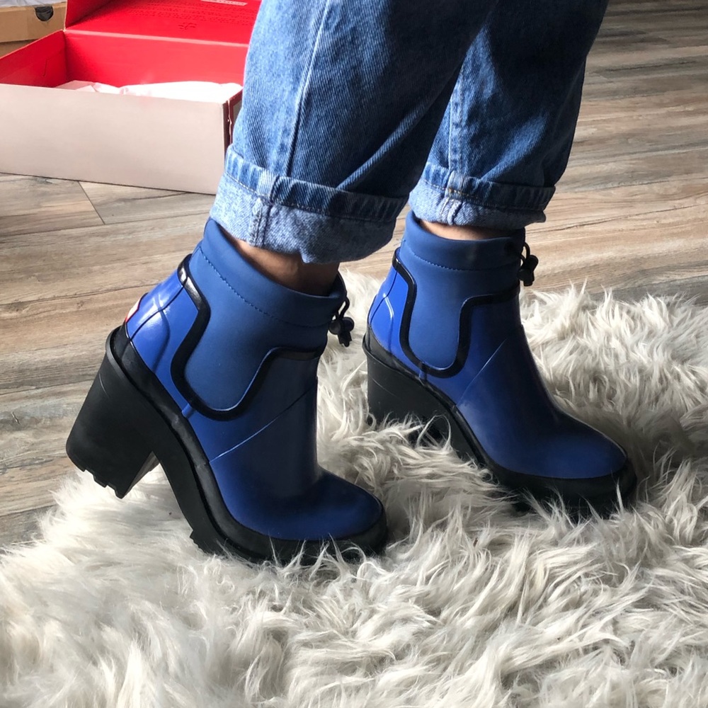 ❄️RARE Hunter Drawstring Chelsea Block Heels
